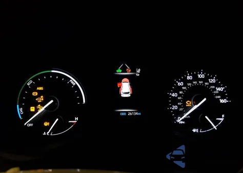 2024 Toyota Sienna Xle z USA, uszkodzony, nr VIN 5TDYSKFC1RS129854